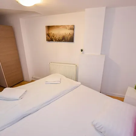 Ideal Center * Bukarest