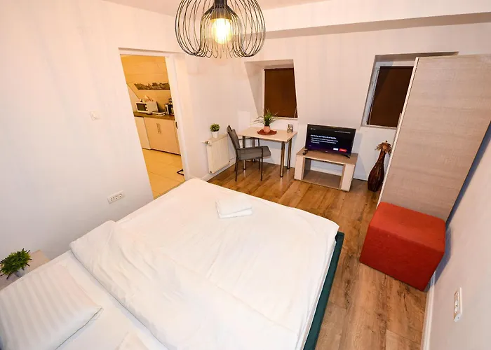 Ideal Center * بوخارست