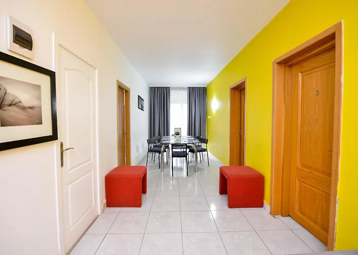 Ideal Center * Bukarest